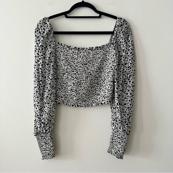 Aritzia Little Moon Gimlet Smocked Floral Blouse - Picture 2 of 7